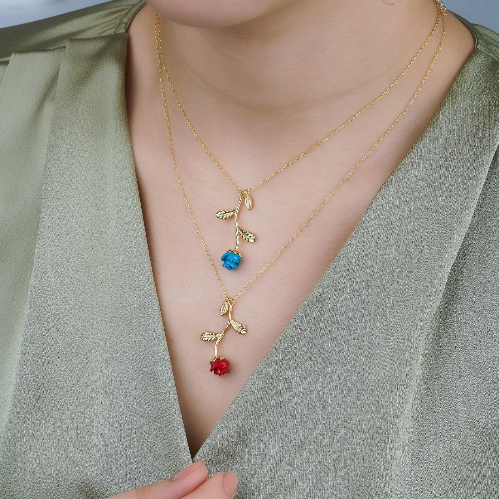 Renkli Gül Uçlu Gümüş Kolye Modeli Eylül Alyans