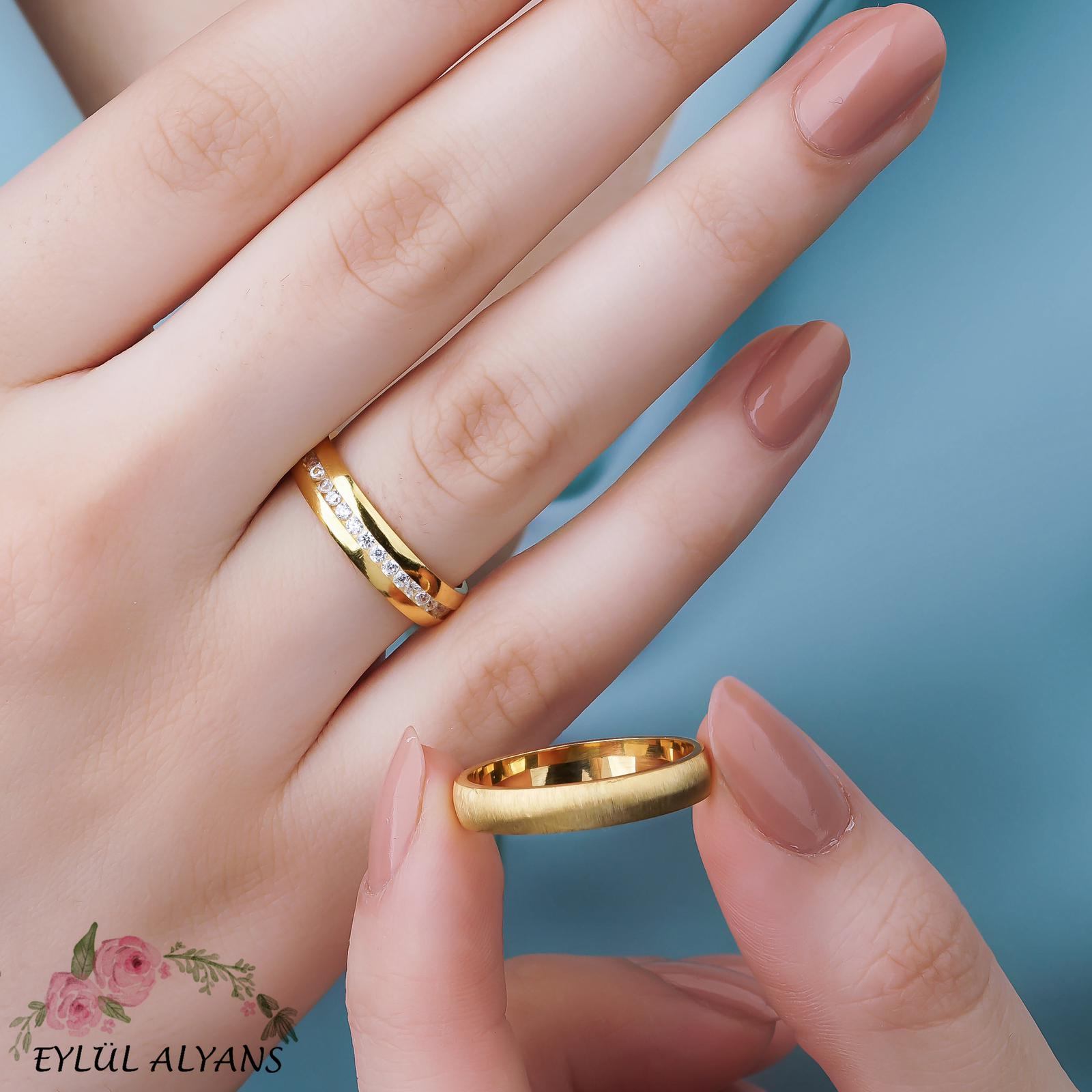 Gold Klasik Nişan Yüzüğü