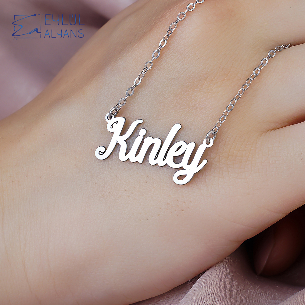 Kinley Name Necklaces